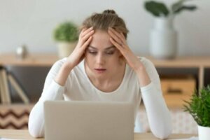 Fatigue décisionnelle : une toile d'araignée qui emprisonne