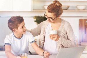 Pourquoi ne peut-on pas être amis avec nos enfants ?