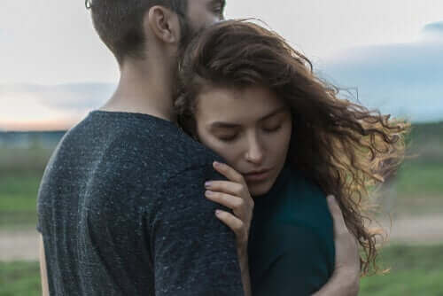 Le contact physique peut combattre le stress et la tristesse