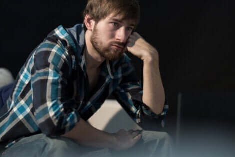 Un homme qui doute.