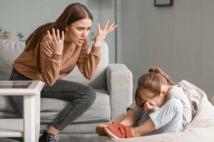 Manque de patience avec les enfants : pourquoi ?
