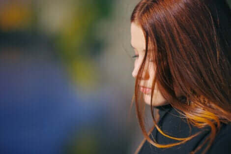 Une femme qui doute.