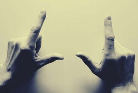 Confusion entre la gauche et la droite.