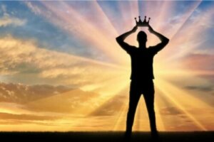 Selon la science, une estime de soi excessive fait diminuer l'empathie