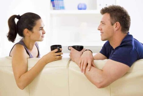 Conversation de couple. 