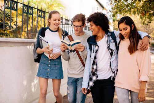 La fin de l'adolescence.