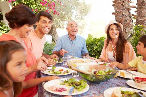 Repas de famille. 