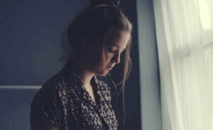 Quand la famille ne vient pas en aide dans les moments difficiles