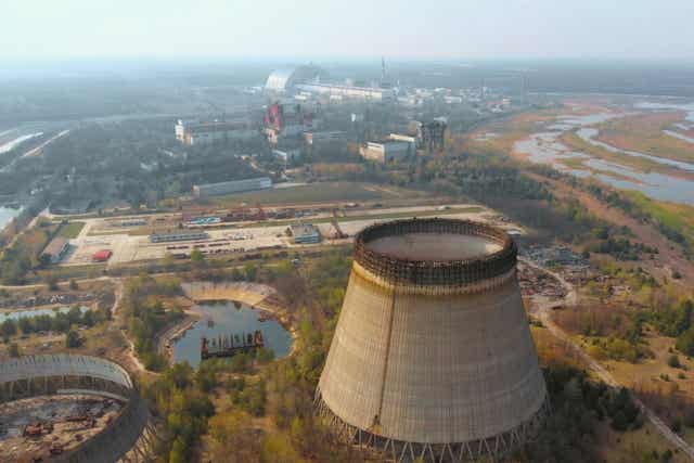 Une centrale nucléaire.