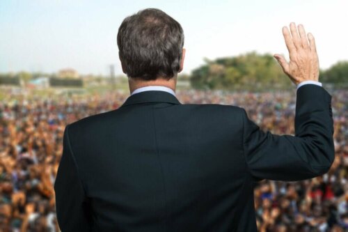 Les crises permettent également de démasquer les faux leaders politiques