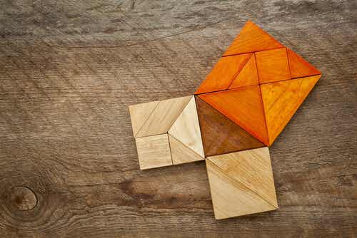 Cubes en bois.