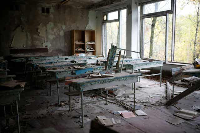 Débris d'une école.