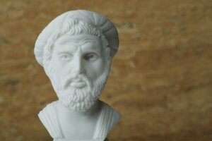 Pythagore, biographie du premier des plus purs mathématiciens