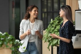 Questions indiscrètes sur la vie privée et le travail : où fixer la limite ?
