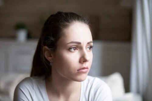 femme pensive