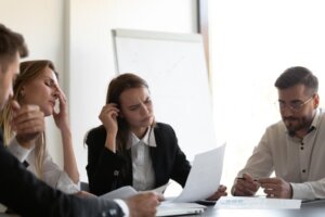 Stress psychologique chez les avocats : pourquoi survient-il et comment y faire face ?