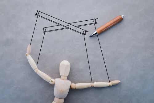 Manipulation psychologique : comment se déroule-t-elle ?