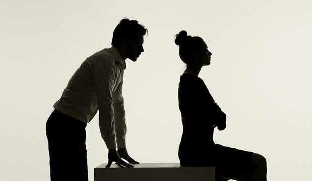 La paix et le débat.