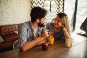 Selon une étude, 68% des couples ont commencé comme amis