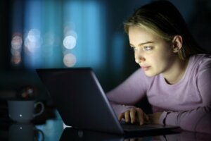 Relation entre la lumière nocturne artificielle et la dépression