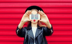 Narcissisme numérique : la recherche incessante de soi