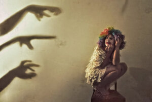 Artisans de l'ironie et du sarcasme (personnalités toxiques)