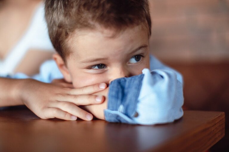 7 signes qu'un enfant n'est pas heureux