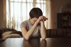 Peur de toujours me sentir anxieux et déprimé, que puis-je faire ?