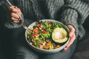 Influenceurs alimentaires : comment ils affectent notre façon de manger