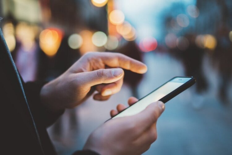 Une application téléphonique peut-elle réduire l'anxiété ?