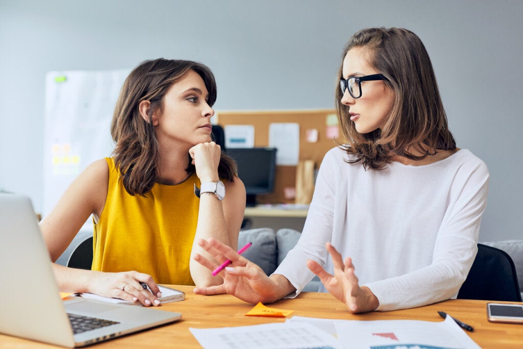 Comment travailler avec une personne dominante sans qu'elle enfreigne vos droits