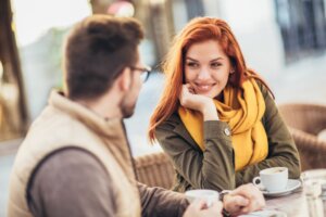 Le rire de la femme psychopathe, le charme manipulateur