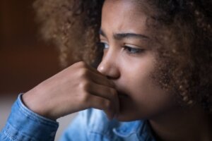 Pourquoi l'anxiété des adolescents a-t-elle augmenté ?