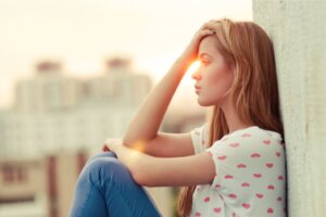 Signes qu'une personne a souffert de négligence émotionnelle dans l'enfance