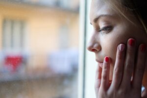 Trop se focaliser sur vos propres défauts, pourquoi et comment le surmonter ?