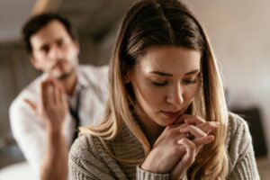 7 signes que vous avez appris à inhiber vos émotions dans l'enfance