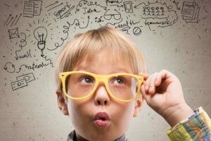 Intelligence : au-delà de l'obtention de bonnes notes