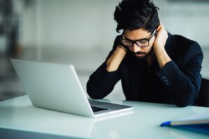 Pensées intrusives obsessionnelles : de quoi s'agit-il ?