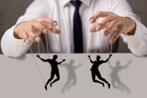 Vous a-t-on accusé d'être manipulateur ? Apprenez à identifier la projection et défendez-vous