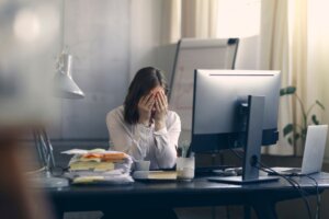 Quel est l'impact des problèmes de santé mentale sur le lieu de travail ?