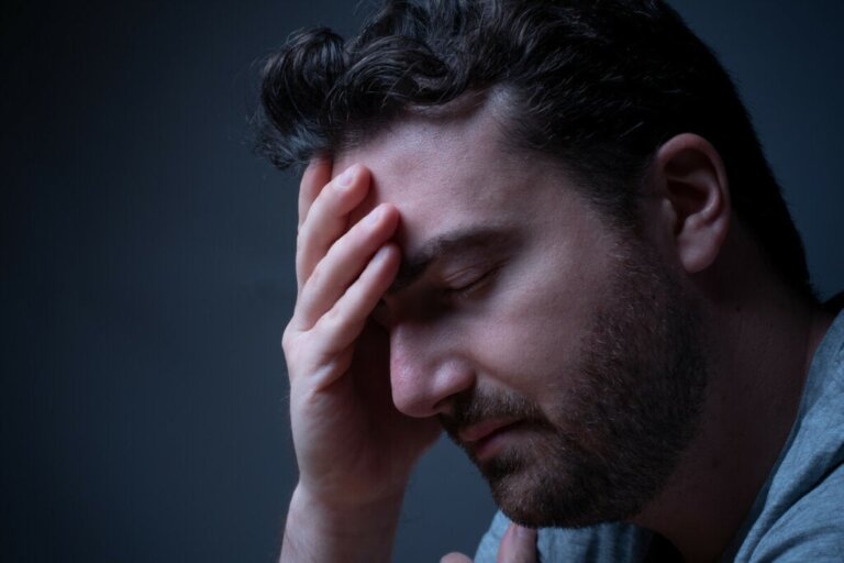 Qu'est-ce qu'un mal de tête sinusal ?