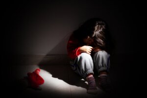 Syndrome de maltraitance infantile et impulsivité, comment sont-ils liés ?