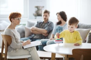 Qu'est-ce que c'est et comment appliquer la thérapie filiale ?