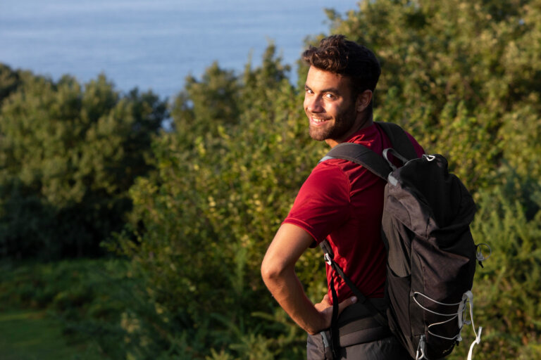 Nature et bien-être : Pourquoi voyager à la campagne améliore la santé mentale