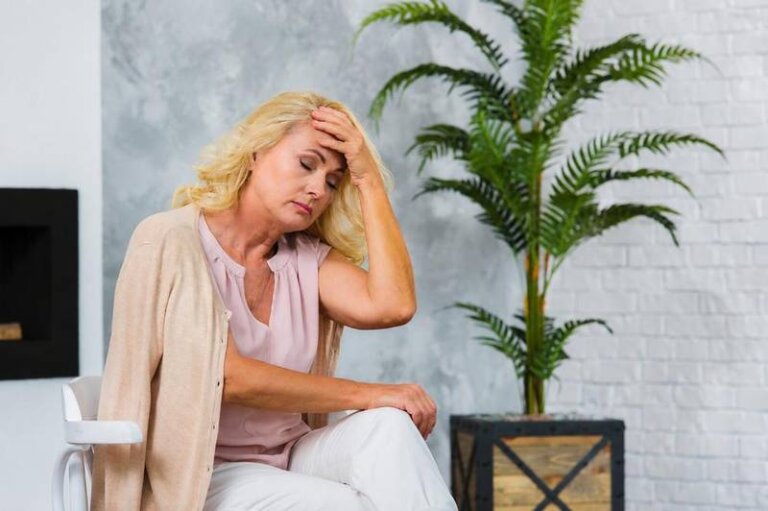 Ce qui change dans votre esprit pendant la ménopause (et que presque personne n’explique)
